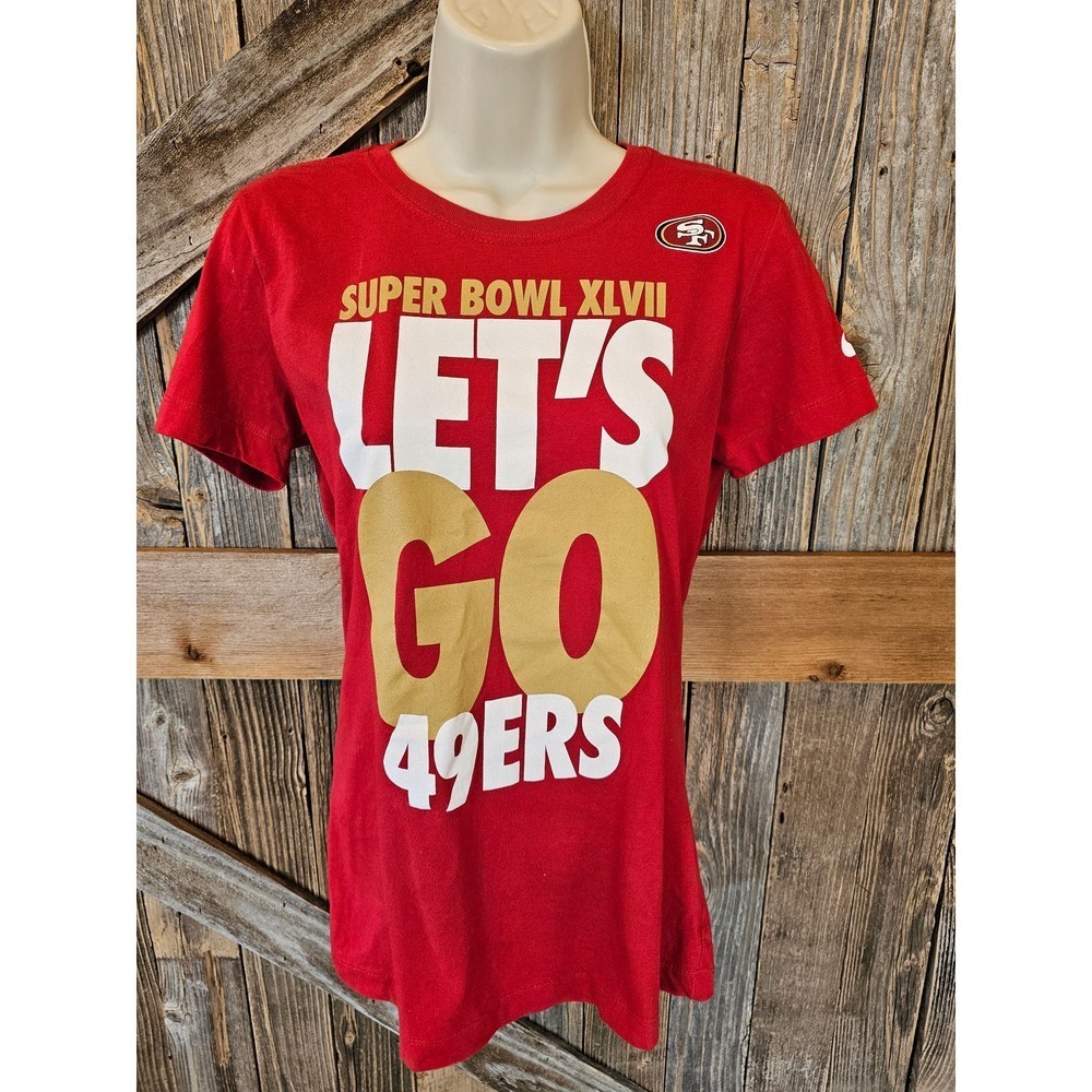 Super bowl 2024 49ers chiefs nike t shirt slim fit L ( FITS SMALL) EUC